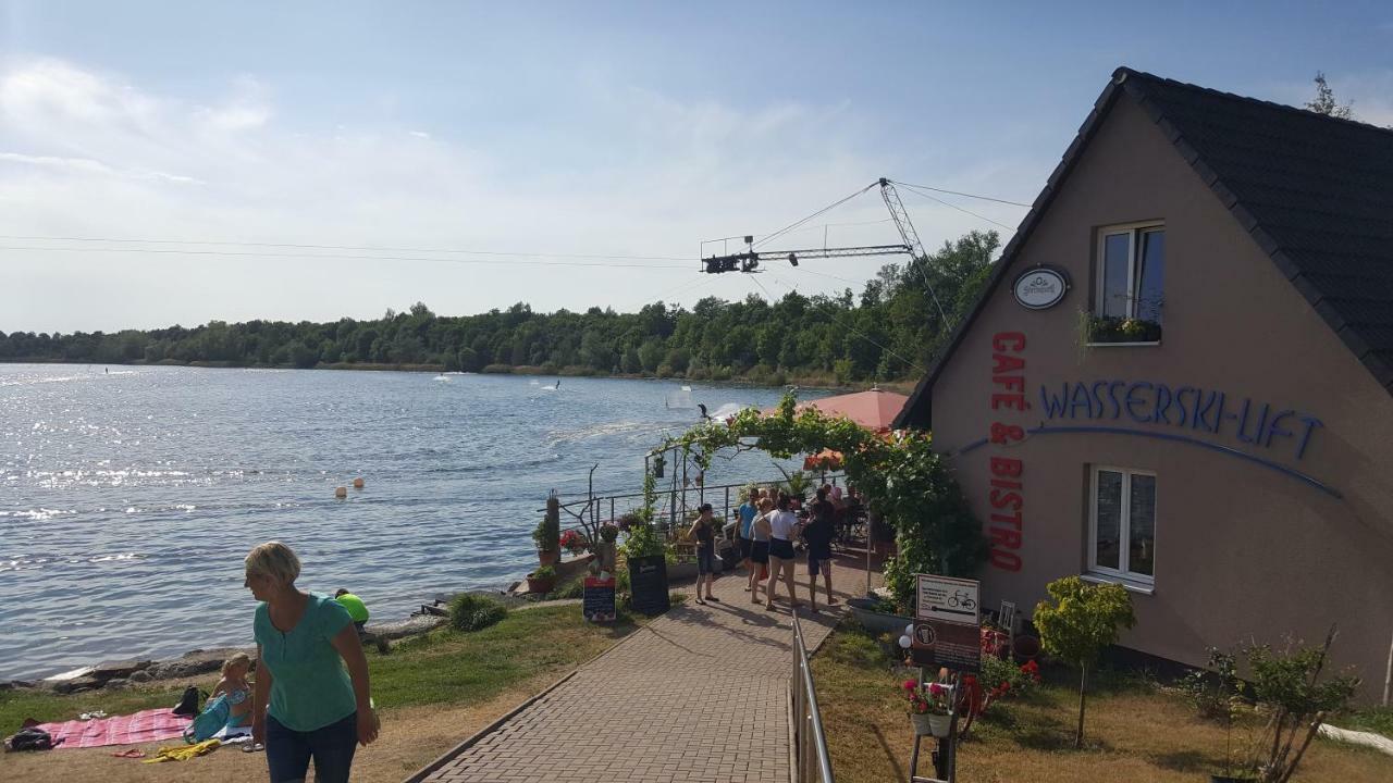 Fewo Am Kulkwitzer See Λειψία Εξωτερικό φωτογραφία